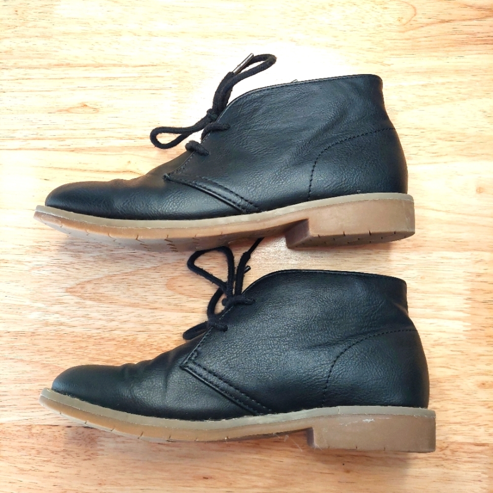 Children's Place Boys Ankle Lace Up Boots